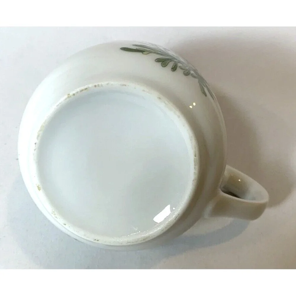 Takahashi Japan Creamer Vintage White Blue Flowers Porcelain‎ 1970s Cottagecore